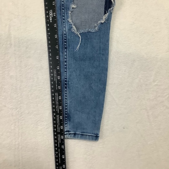 Free People Jeans Sz 28 Skinny Cropped Distressed Medium Wash - Picture 5 of 6